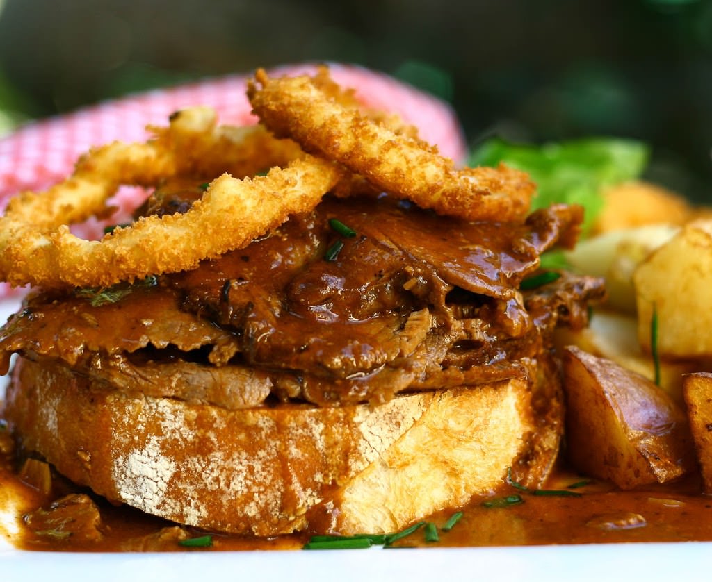 Hot Roast Beef Sandwich Art and the Kitchen
