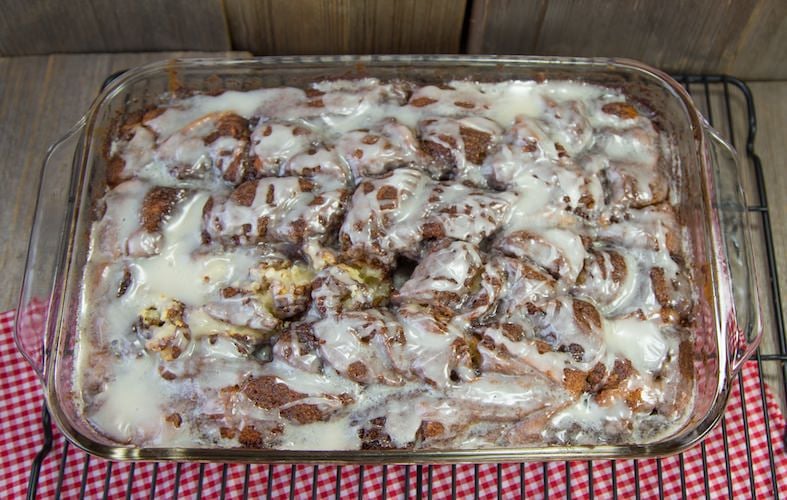 Cinnamon Roll Swirl Cake