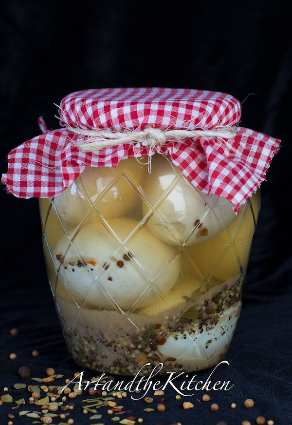 25+ Pickled Eggs Bar Food Images