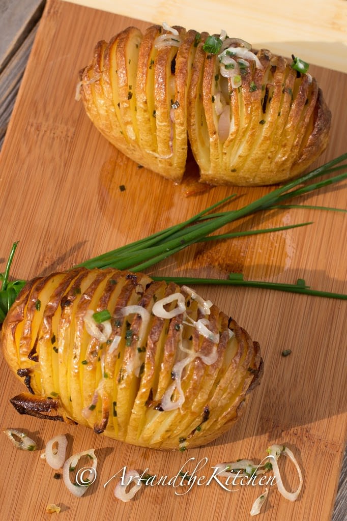 Shallot Hasselback potatoes