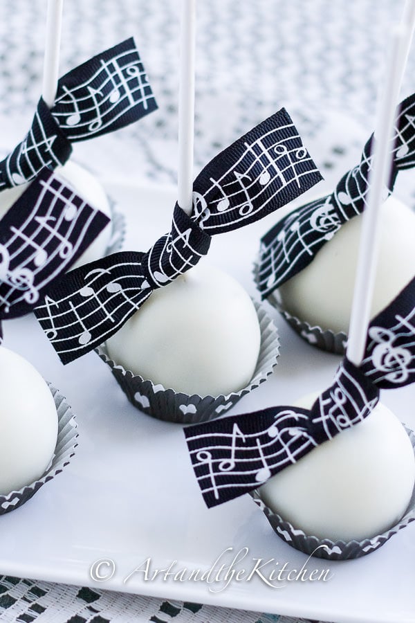 Cake Pops Made from Scratch