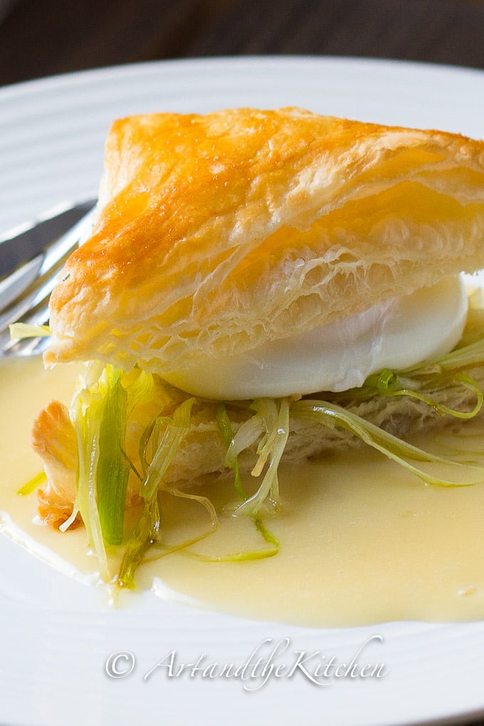 poached eggs with julienned leeks | art and the kitchen poached eggs with julienned leeks | art and the kitchen