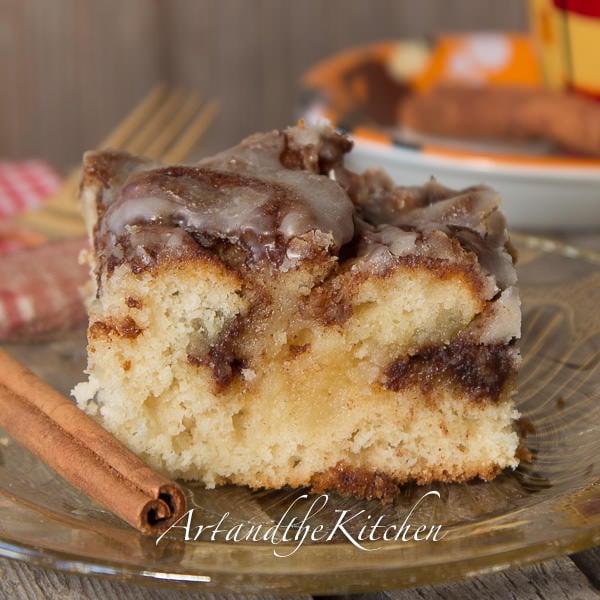Cinnamon Roll Swirl Cake