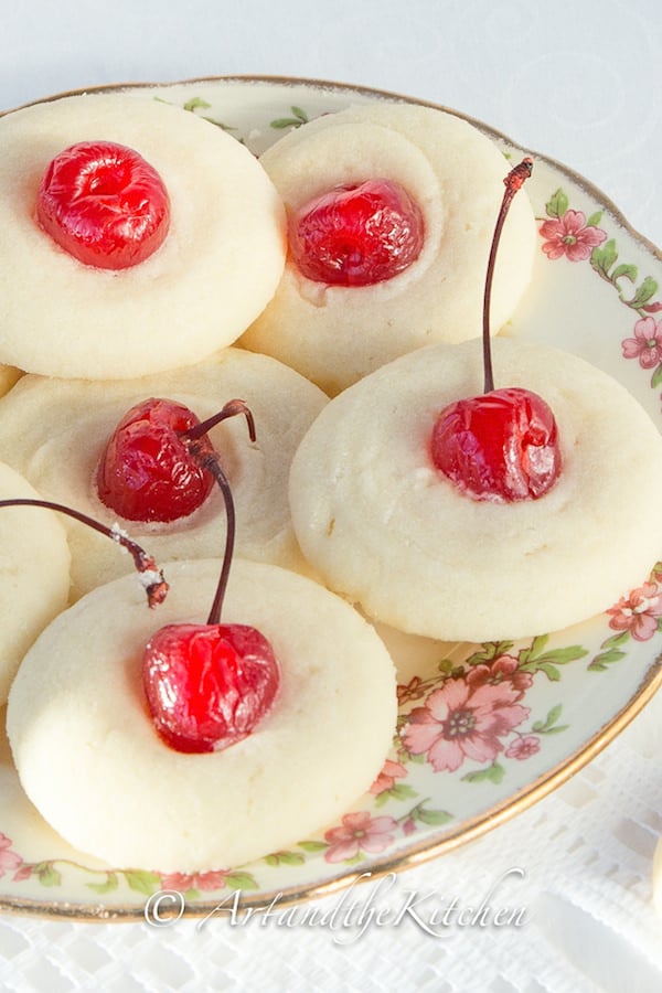 Mom's Whipped shortbread cookies