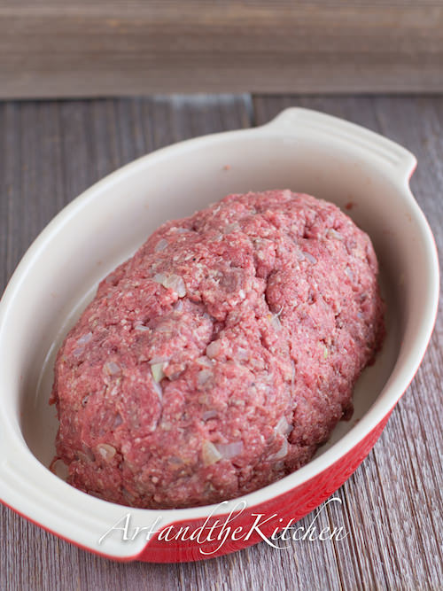 Basket Weaved Bacon Meatloaf