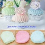 Disks of purple, pink, green and blue fondant dough and cupcakes decorated in colorful fondant.