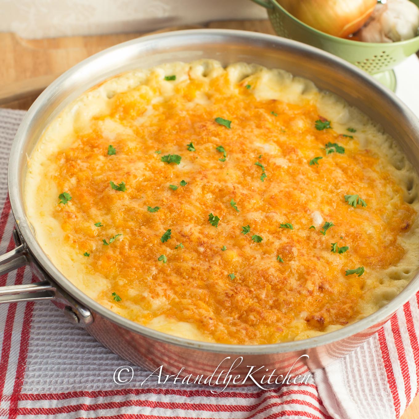 Classic Macaroni and Cheese