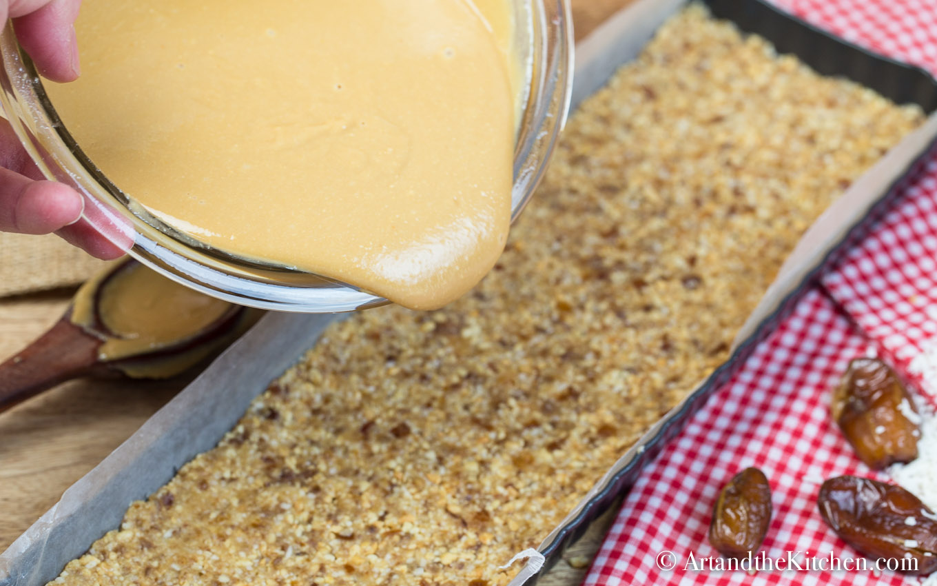 Healthy No Bake Peanut Butter Bars